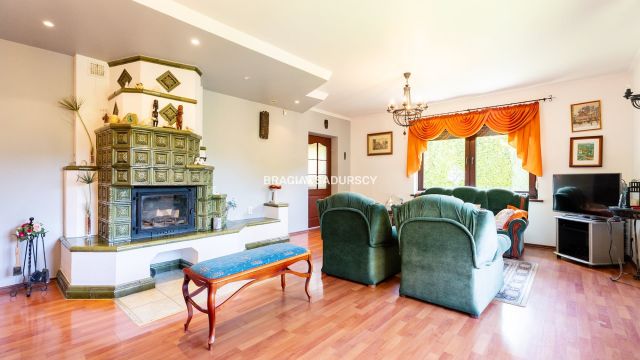 dom wolnostojący, 4 pokoje Brzeźnica. Zdjęcie 30