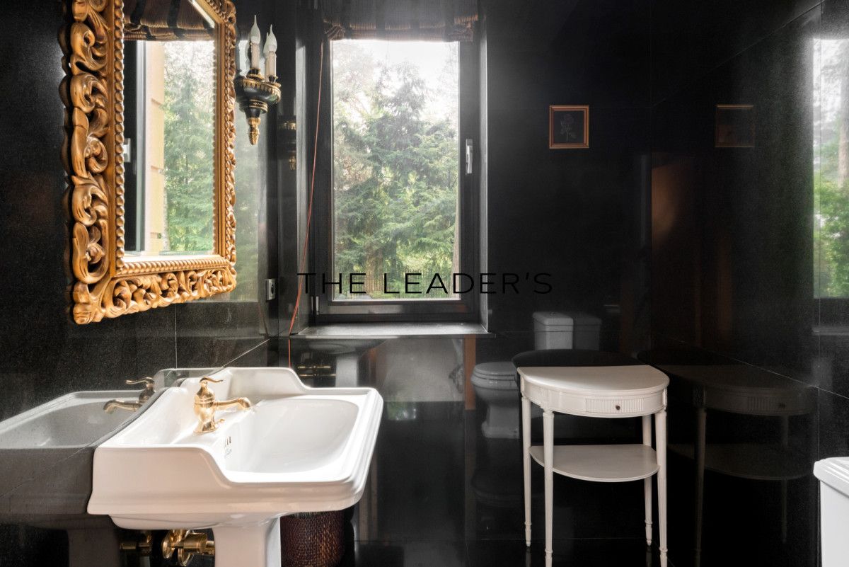 dom wolnostojący, 12 pokoi Konstancin-Jeziorna, ul. Oborska. Zdjęcie 27