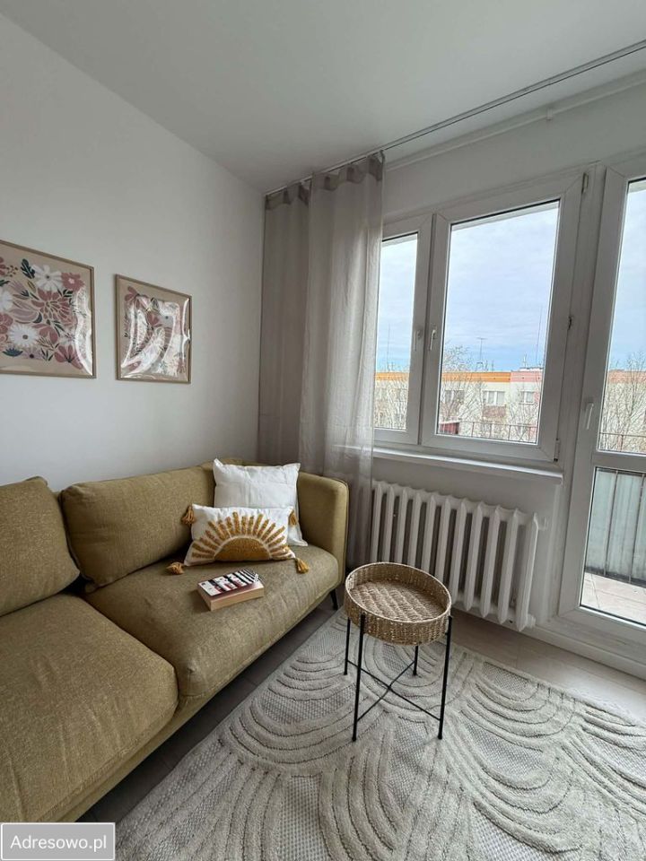 Mieszkanie 1-pokojowe Grodzisk Mazowiecki Centrum, ul. M. Skłodowskiej-Curie. Zdjęcie 4