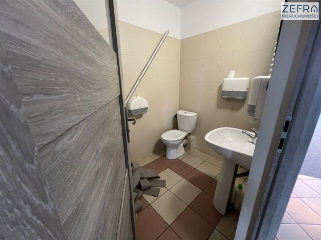 Biuro Kraków Prądnik Biały, ul. Henryka Pachońskiego. Zdjęcie 8