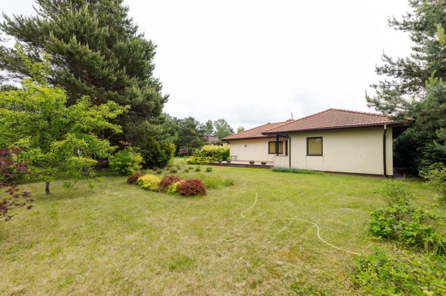 dom wolnostojący, 4 pokoje Borowa Góra. Zdjęcie 24