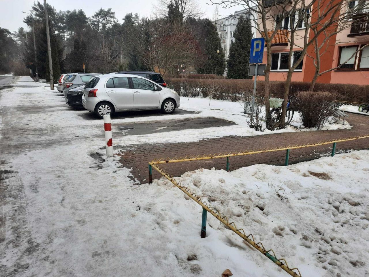 Mieszkanie 2-pokojowe Świerże Górne. Zdjęcie 3