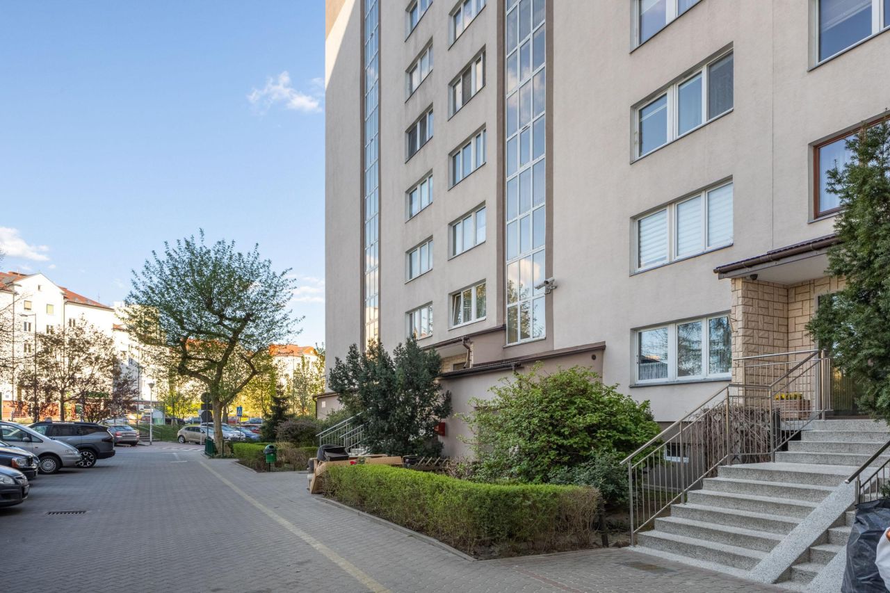 Mieszkanie 5-pokojowe Warszawa Praga-Południe, Umińskiego. Zdjęcie 2