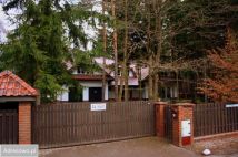 dom wolnostojący, 7 pokoi Łomianki, ul. Modrzewiowa. Zdjęcie 2