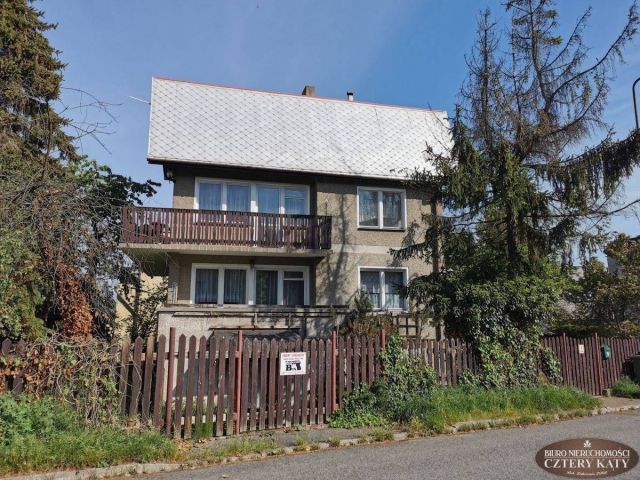 dom wolnostojący, 5 pokoi Jelenia Góra Cieplice Śląskie-Zdrój, ul. Maurycego Mochnackiego. Zdjęcie 1