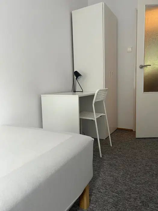 Mieszkanie 3-pokojowe Poznań Winogrady, os. Kosmonautów. Zdjęcie 2