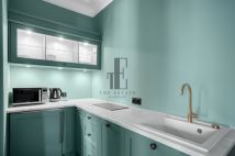 Mieszkanie 4-pokojowe Warszawa Śródmieście, ul. Krakowskie Przedmieście. Zdjęcie 4