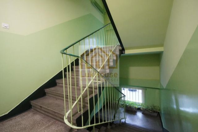 Mieszkanie 3-pokojowe Bytom, ul. Chorzowska. Zdjęcie 2