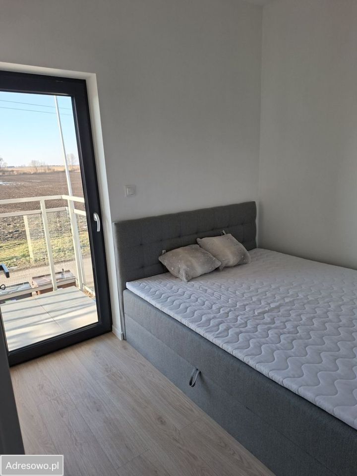 Mieszkanie 4-pokojowe Krzeptów, ul. Dębowa. Zdjęcie 2