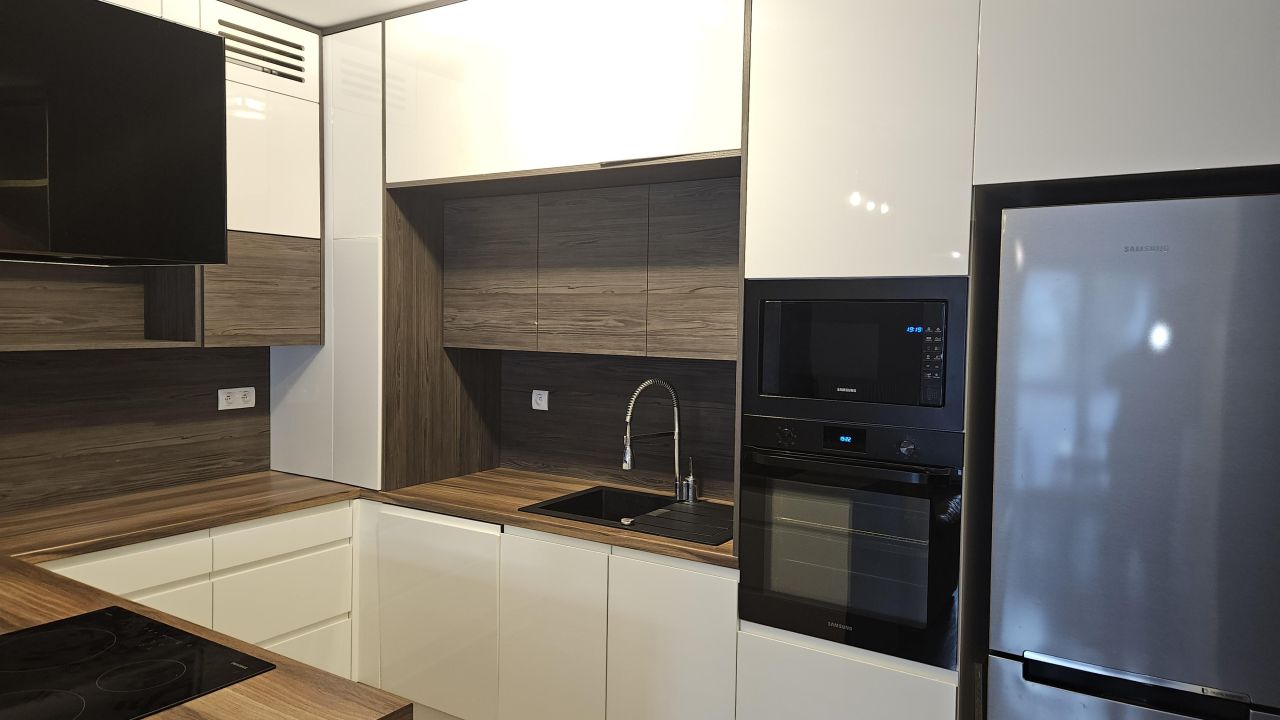 Mieszkanie 3-pokojowe Zielonka, ul. Prymasa Stefana Wyszyńskiego. Zdjęcie 1