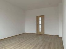 Mieszkanie 2-pokojowe Piekary Śląskie Szarlej, ul. Prymasa Stefana Wyszyńskiego. Zdjęcie 4