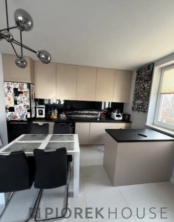 Mieszkanie 4-pokojowe Warszawa Wawer, ul. Morawska. Zdjęcie 1