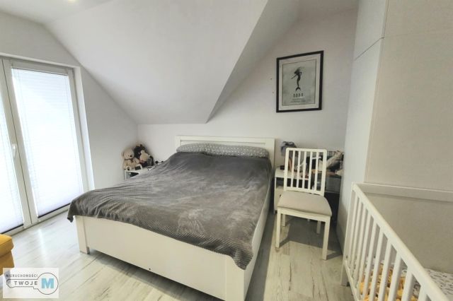 dom wolnostojący, 4 pokoje Oblęgór. Zdjęcie 4