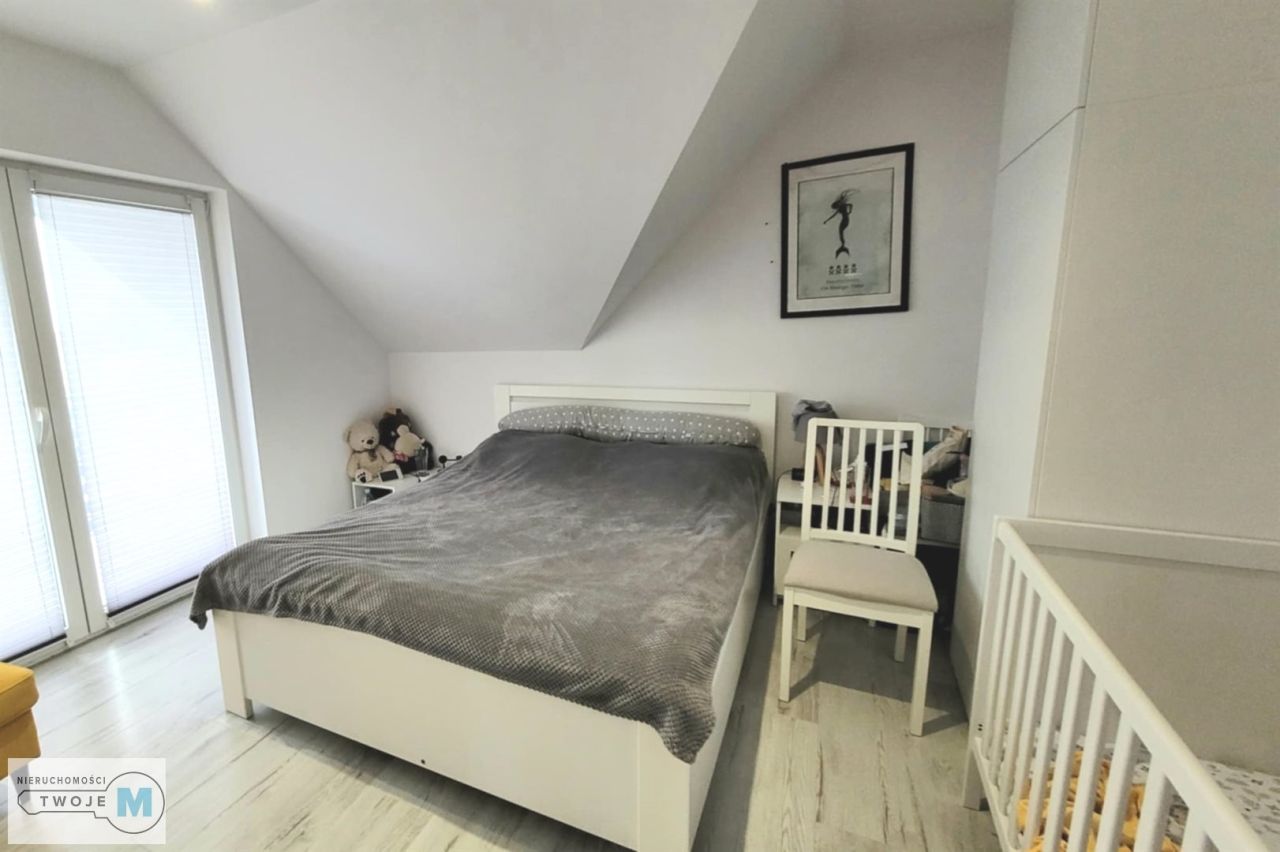 dom wolnostojący, 4 pokoje Oblęgór. Zdjęcie 4