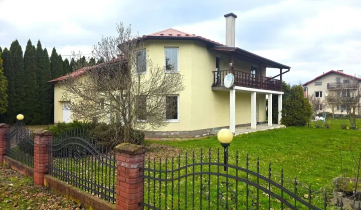 dom wolnostojący, 8 pokoi Trepcza, ul. Słoneczna