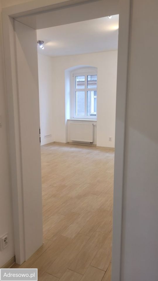 Mieszkanie 4-pokojowe Szczecin Śródmieście, ul. Stefana Czarnieckiego. Zdjęcie 3