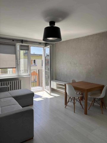 Mieszkanie 3-pokojowe Chodzież, ul. Władysława Reymonta. Zdjęcie 1