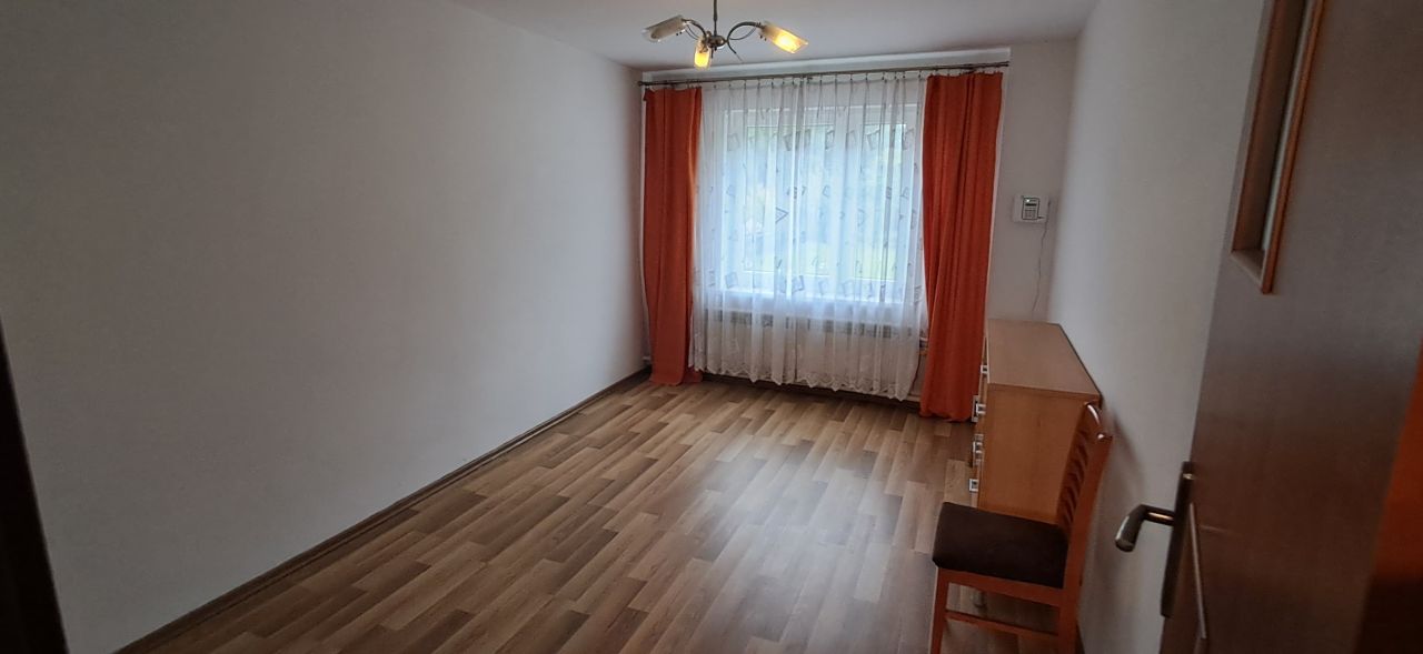 dom wolnostojący, 14 pokoi Wieszowa, ul. Tarnogórska. Zdjęcie 5