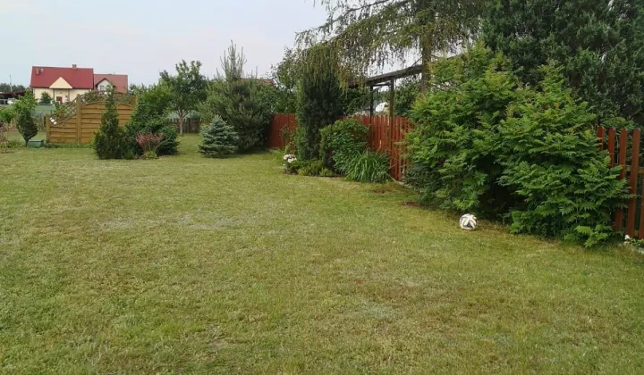 Działka budowlana Uraz