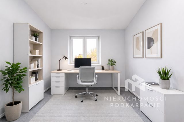 Biuro Rzeszów Śródmieście, ul. Henryka Jakuba Kreczmera. Zdjęcie 3