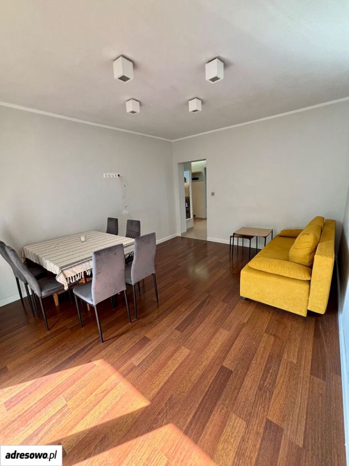 Ząbki, ul. Józefa Wybickiego Mieszkanie - 2 pokoje - 47 m² - 3 piętro
