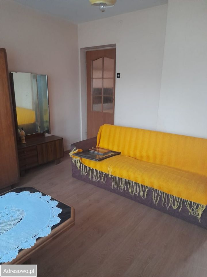 dom wolnostojący, 3 pokoje Zawiść. Zdjęcie 5