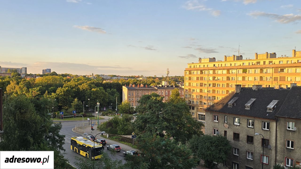 Mieszkanie 4-pokojowe Zabrze Centrum, ul. gen. Charlesa de Gaulle'a. Zdjęcie 12