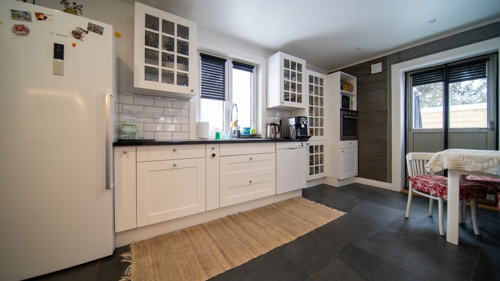 dom, 2 pokoje Sewerynów. Zdjęcie 21