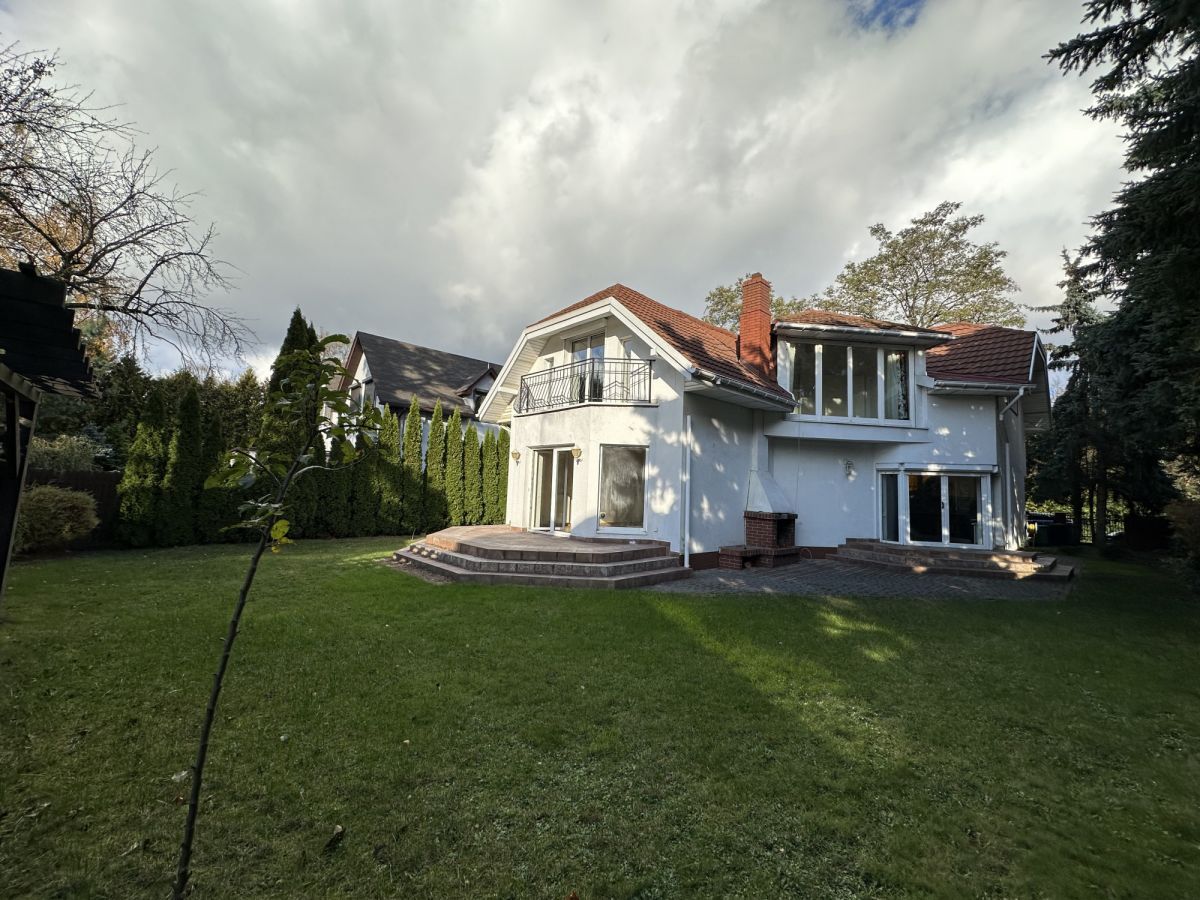 dom wolnostojący, 4 pokoje Warszawa Młociny, ul. Balaton