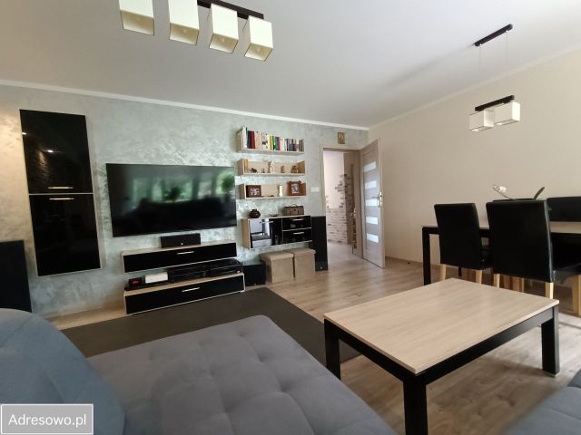 Mieszkanie 3-pokojowe Toruń Na Skarpie, ul. Szarych Szeregów. Zdjęcie 1