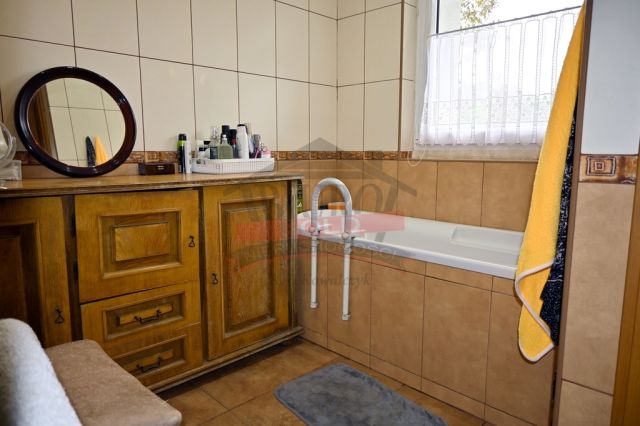 dom wolnostojący, 4 pokoje Schodnia. Zdjęcie 15