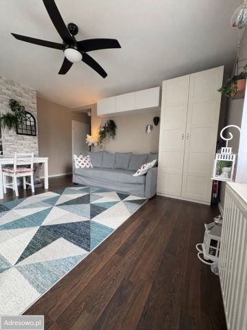 Mieszkanie 2-pokojowe Kraków Bieżanów, ul. Henryka i Karola Czeczów. Zdjęcie 1