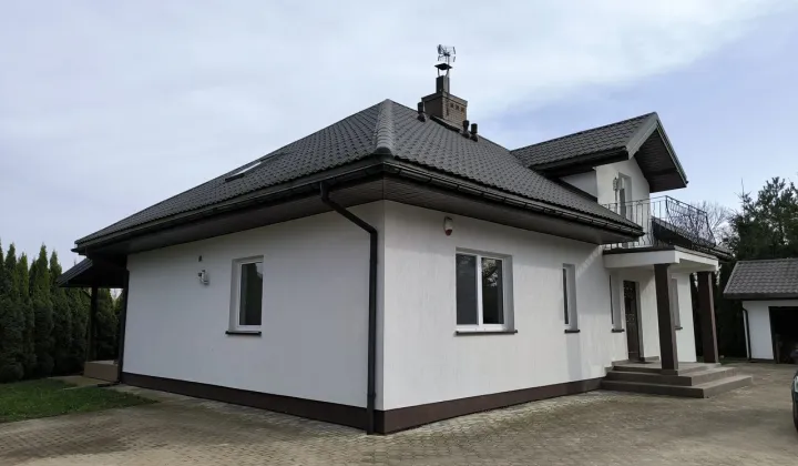 dom wolnostojący, 7 pokoi Dobrzyniówka