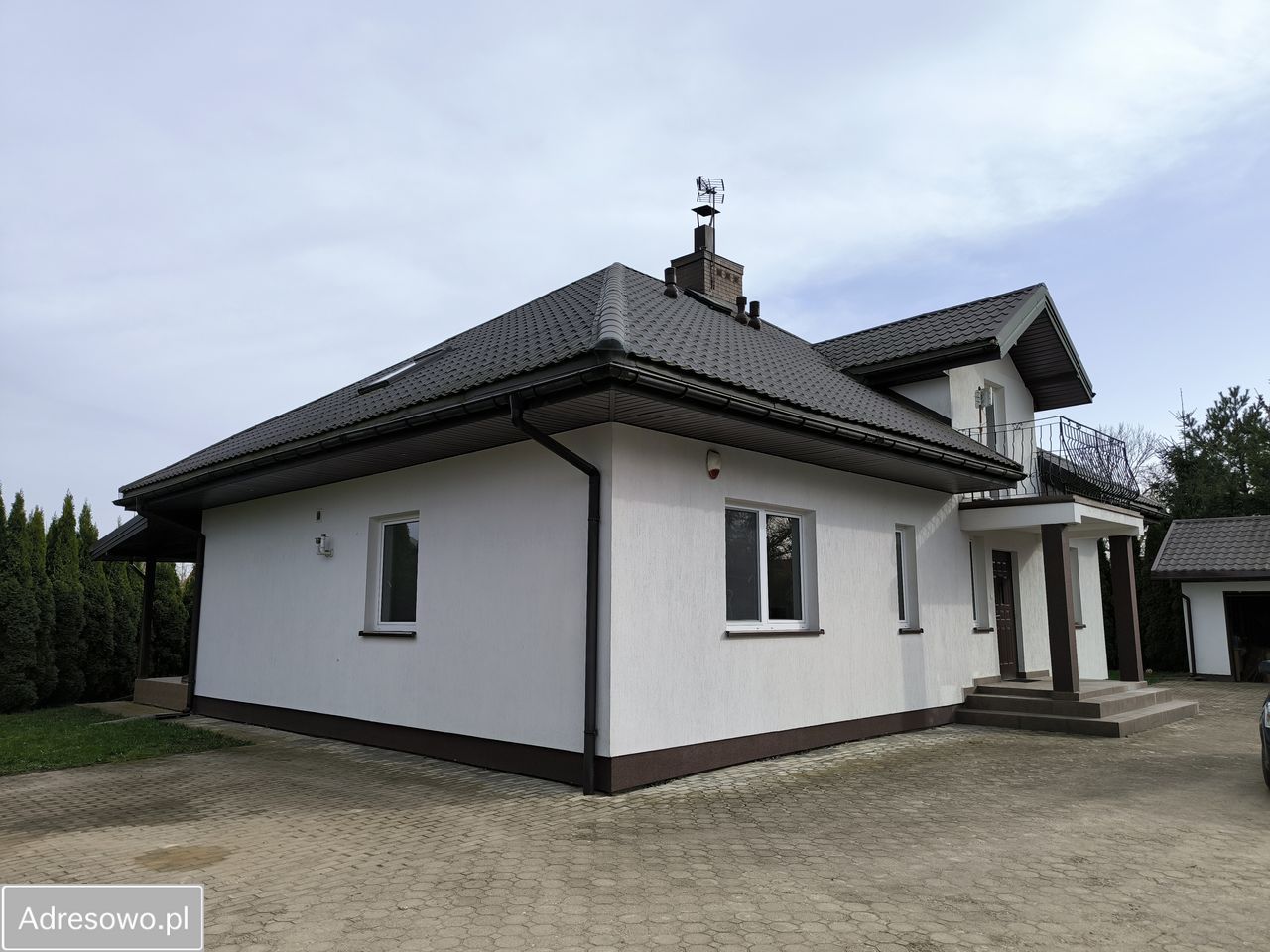 dom wolnostojący, 7 pokoi Dobrzyniówka. Zdjęcie 1