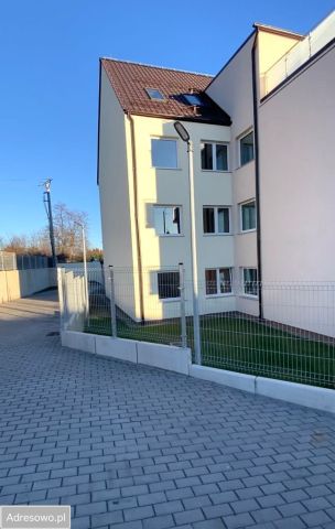 Mieszkanie 3-pokojowe Strzegom, ul. Parkowa. Zdjęcie 1