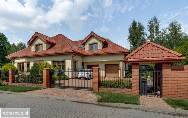 dom wolnostojący Kozerki. Zdjęcie 1