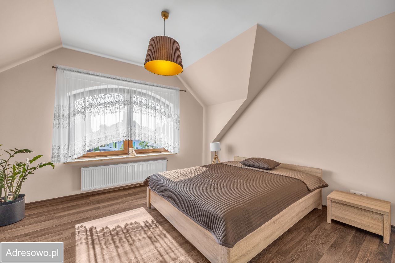 dom wolnostojący, 6 pokoi Bramki, ul. Dworcowa. Zdjęcie 16