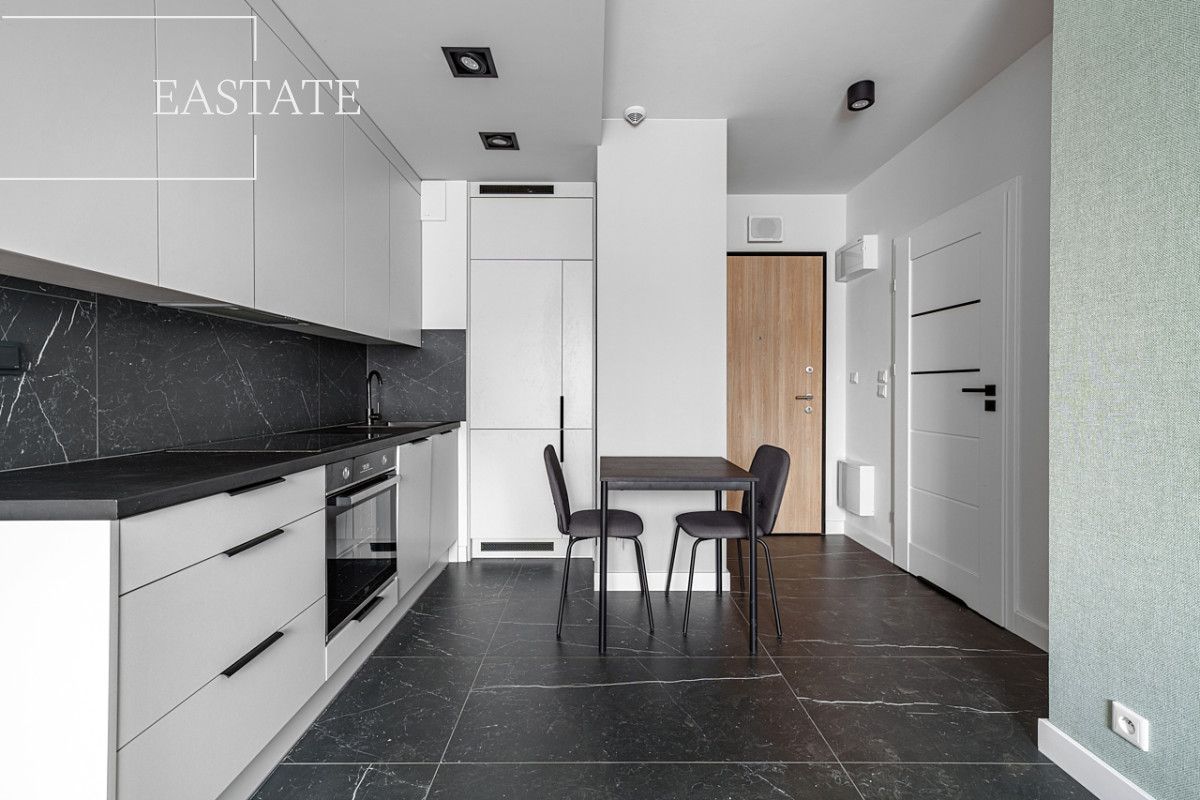 Mieszkanie 2-pokojowe Warszawa Włochy, ul. Wiktoryn. Zdjęcie 2