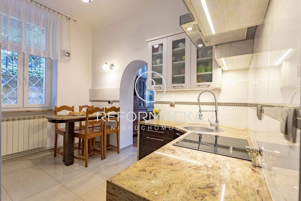 Mieszkanie 5-pokojowe Przemyśl, ul. Sanocka. Zdjęcie 6