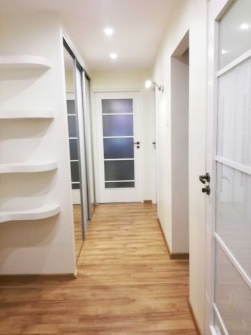 Mieszkanie 3-pokojowe Warszawa Saska Kępa, ul. Międzynarodowa. Zdjęcie 1