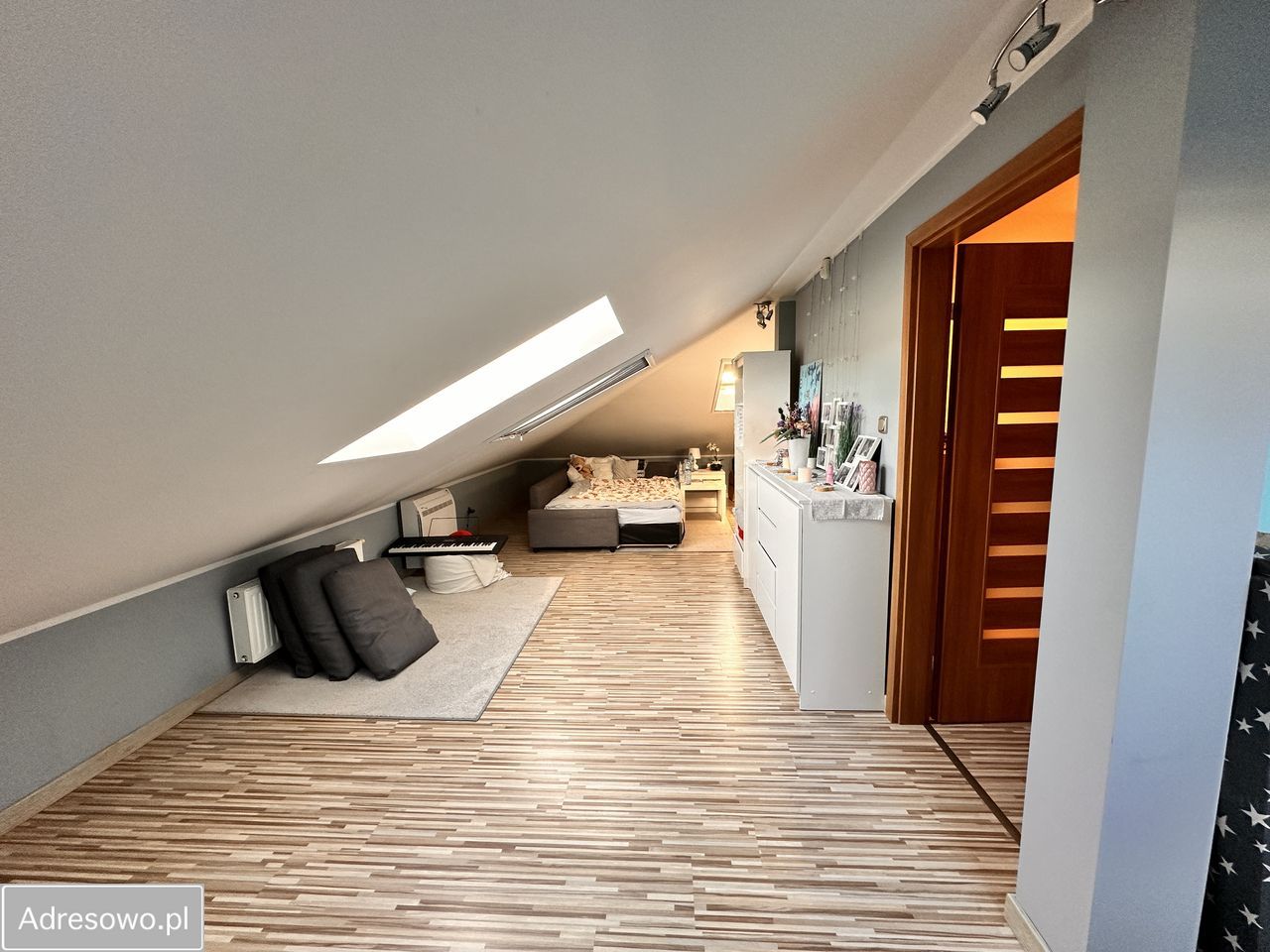 dom wolnostojący, 7 pokoi Kazuń Nowy. Zdjęcie 3