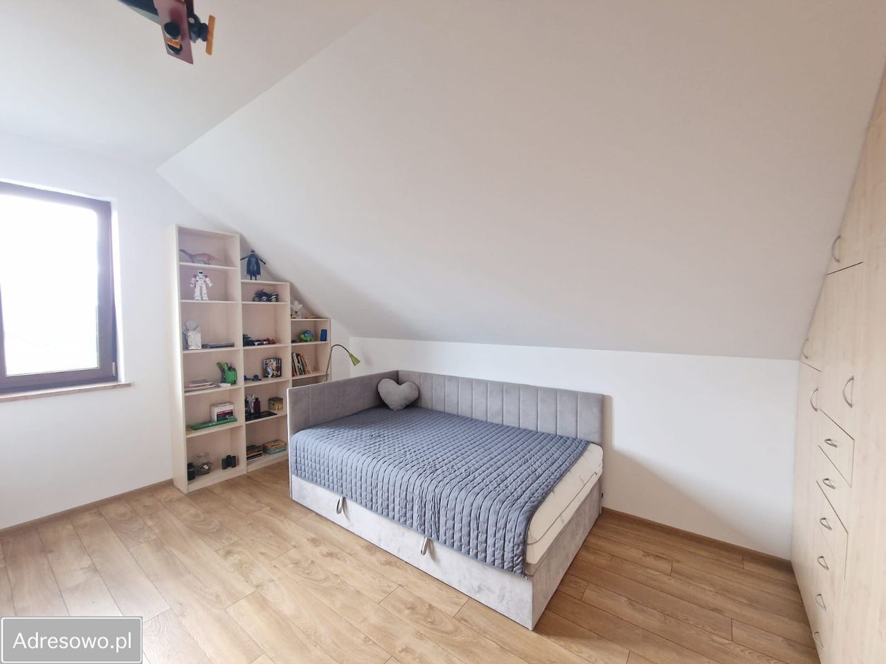 dom wolnostojący, 5 pokoi Nieciszów. Zdjęcie 9