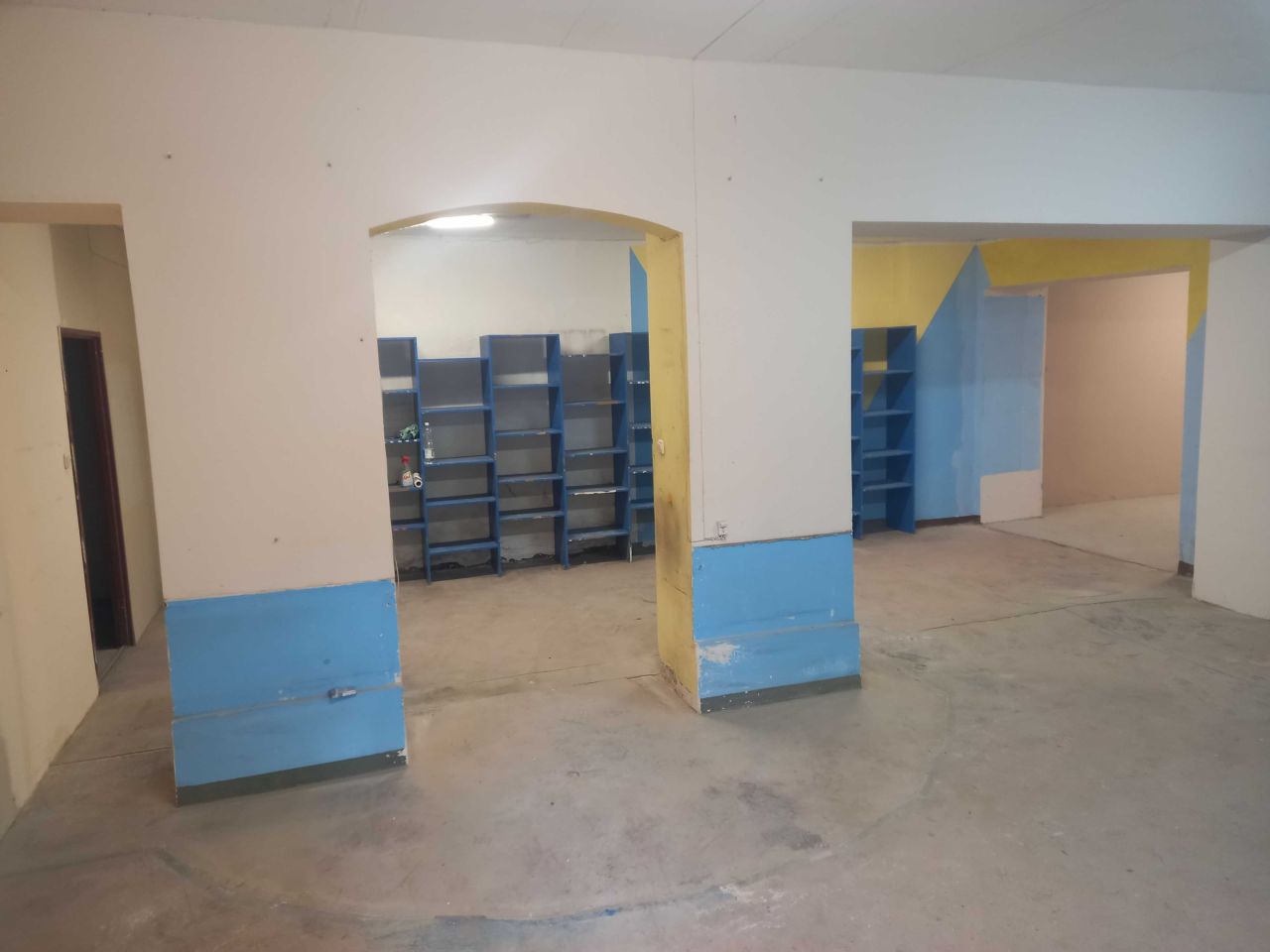 Lokal Niemcza, rynek Rynek. Zdjęcie 3