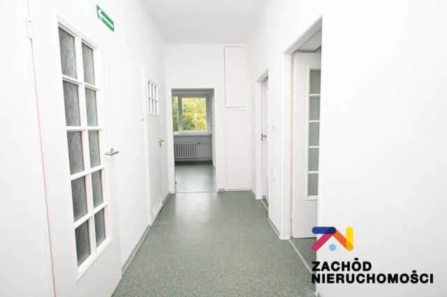 dom wolnostojący, 6 pokoi Zielona Góra. Zdjęcie 14