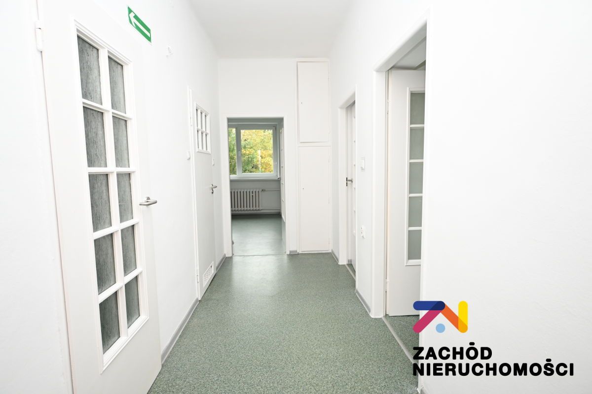 dom wolnostojący, 6 pokoi Zielona Góra. Zdjęcie 14