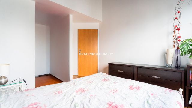 Mieszkanie 6-pokojowe Kraków, ul. Saska. Zdjęcie 10