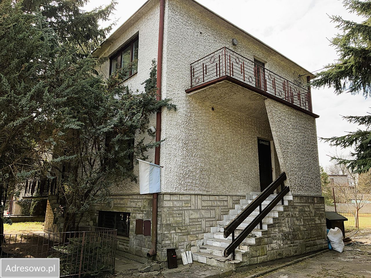 dom wolnostojący, 8 pokoi Łódź Julianów, ul. Chabrowa. Zdjęcie 2