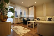 Mieszkanie 4-pokojowe Szlichtyngowa, ul. Rynek. Zdjęcie 4