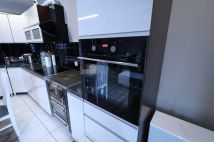 Mieszkanie 3-pokojowe Skarbimierz-Osiedle, ul. Klonowa. Zdjęcie 3