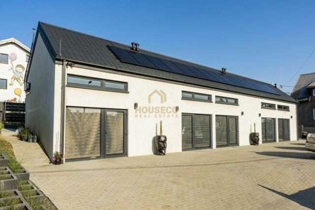 Mieszkanie 9-pokojowe Tupadły, ul. Pucka. Zdjęcie 3